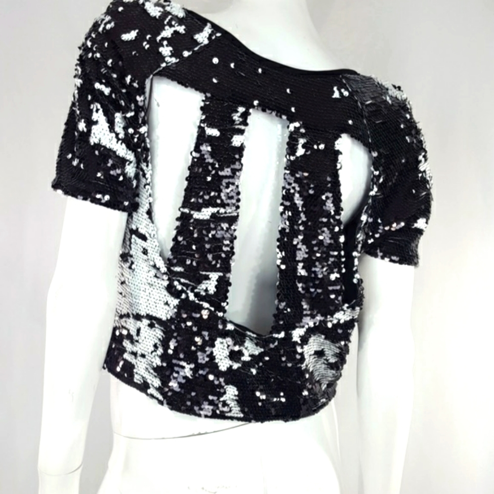 ADDICTION black white sequins top M
